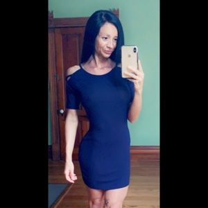 Open shoulder t-shirt dress